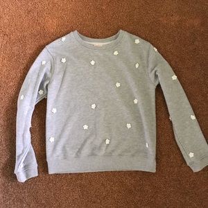 Thin gray sweatshirt with flowers